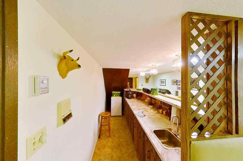 MLS&reg; # A2271484 - 26 Lake Ere Estates  in Kinniburgh North Chestermere, Residential Open Houses