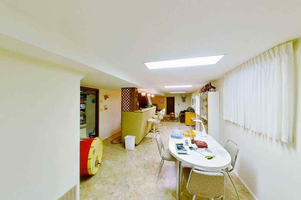 MLS&reg; # A2271484 - 26 Lake Ere Estates  in Kinniburgh North Chestermere, Residential Open Houses