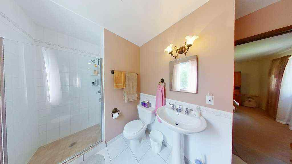 MLS&reg; # A2271484 - 26 Lake Ere Estates  in Kinniburgh North Chestermere, Residential Open Houses