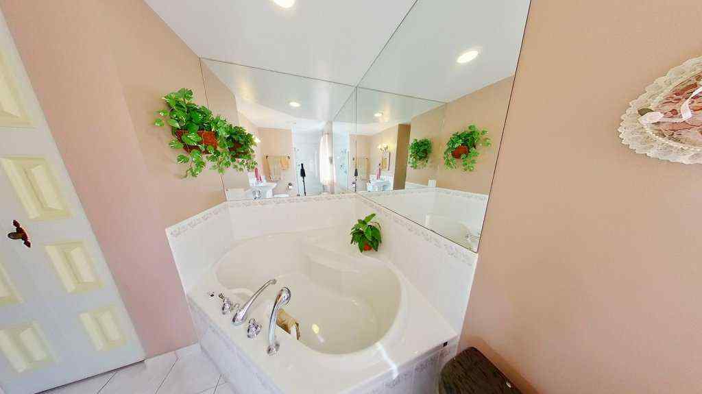 MLS&reg; # A2271484 - 26 Lake Ere Estates  in Kinniburgh North Chestermere, Residential Open Houses