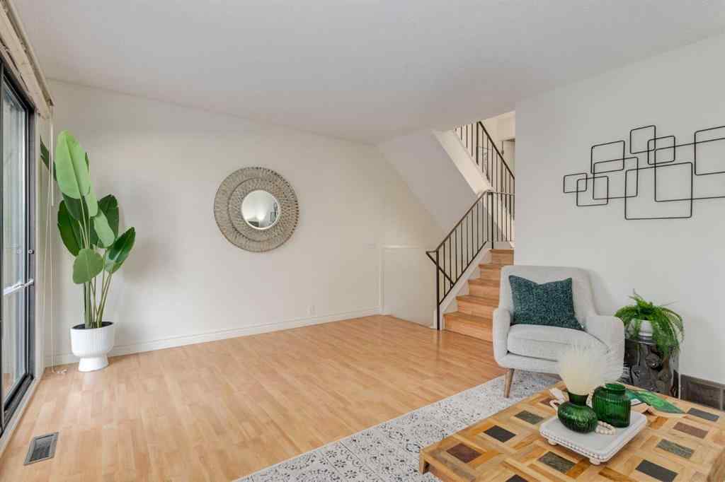 MLS&reg; # A2271488 - 116 Point Drive NW in Point McKay Calgary, Residential Open Houses