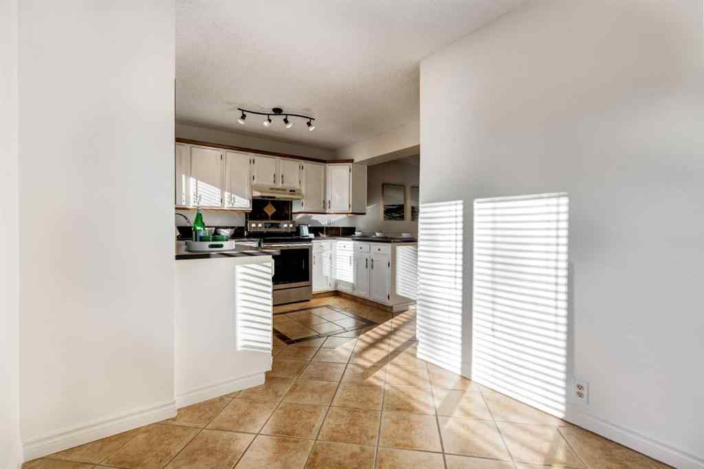 MLS&reg; # A2271488 - 116 Point Drive NW in Point McKay Calgary, Residential Open Houses