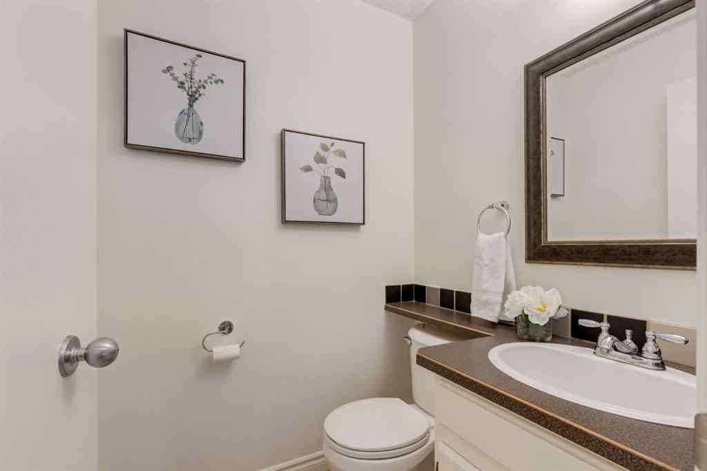 MLS&reg; # A2271488 - 116 Point Drive NW in Point McKay Calgary, Residential Open Houses