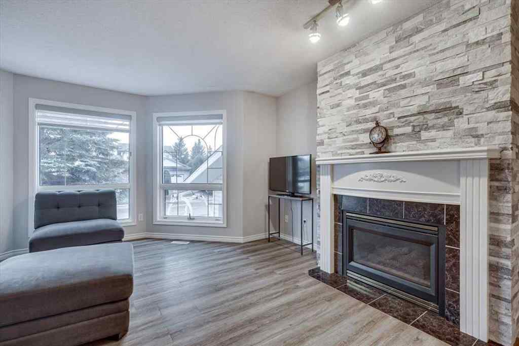 MLS&reg; # A2271490 - 14 Lawrence Crescent  in Lancaster Meadows Red Deer, Residential Open Houses