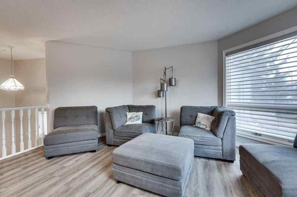 MLS&reg; # A2271490 - 14 Lawrence Crescent  in Lancaster Meadows Red Deer, Residential Open Houses