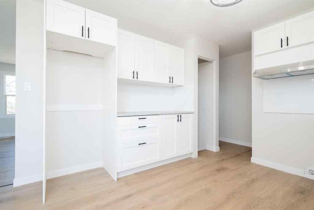 MLS&reg; # A2271494 - 8001 Poplar Drive  in Patterson Place Grande Prairie, Residential Open Houses