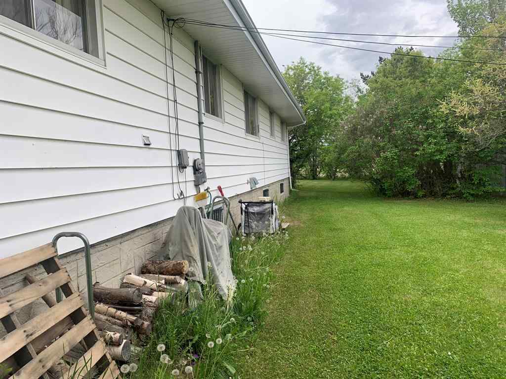 MLS&reg; # A2271498 - 10132 105 Street  in Lac La Biche Lac La Biche, Residential Open Houses