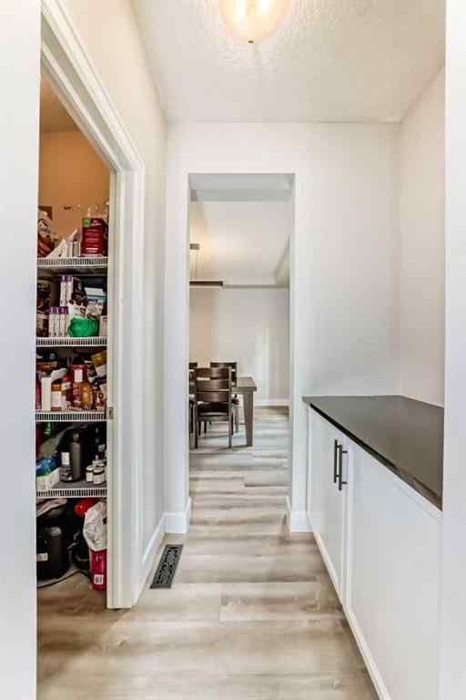 MLS&reg; # A2271501 - 104 Viewpointe Terrace  in Lakepointe Chestermere, Residential Open Houses