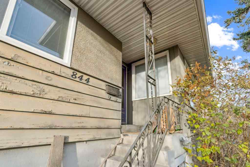 MLS® # A2271512 - 844 Bridge Crescent NE in Renfrew Calgary, Residential Open Houses