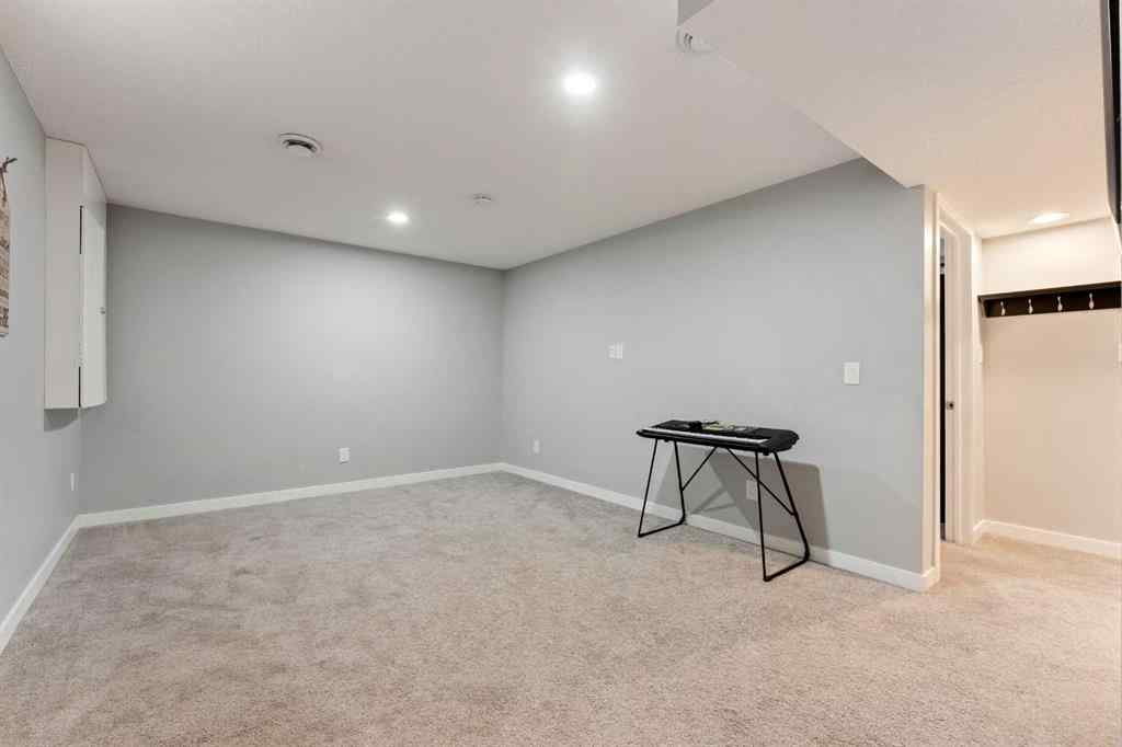 MLS&reg; # A2271514 - 146 Copperstone Grove SE in Copperfield Calgary, Residential Open Houses