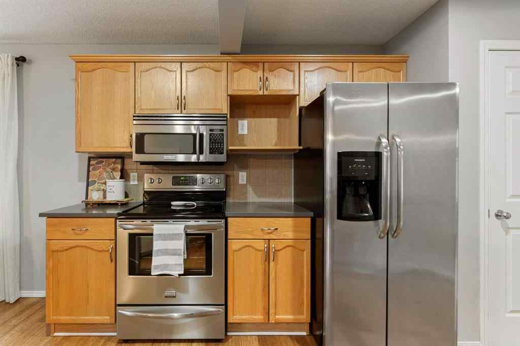 MLS&reg; # A2271514 - 146 Copperstone Grove SE in Copperfield Calgary, Residential Open Houses