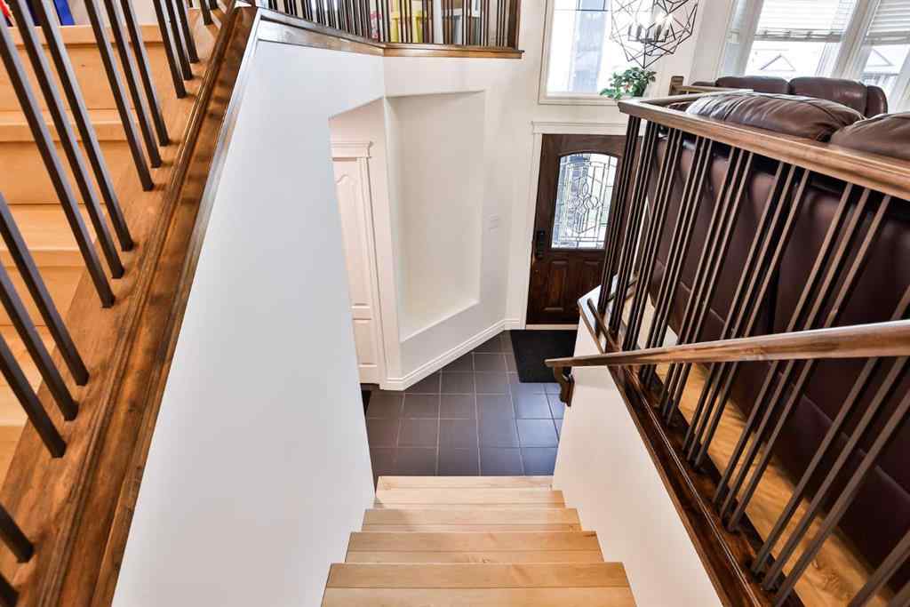 MLS&reg; # A2271515 - 477 Edinburgh Road W in West Highlands Lethbridge, Residential Open Houses