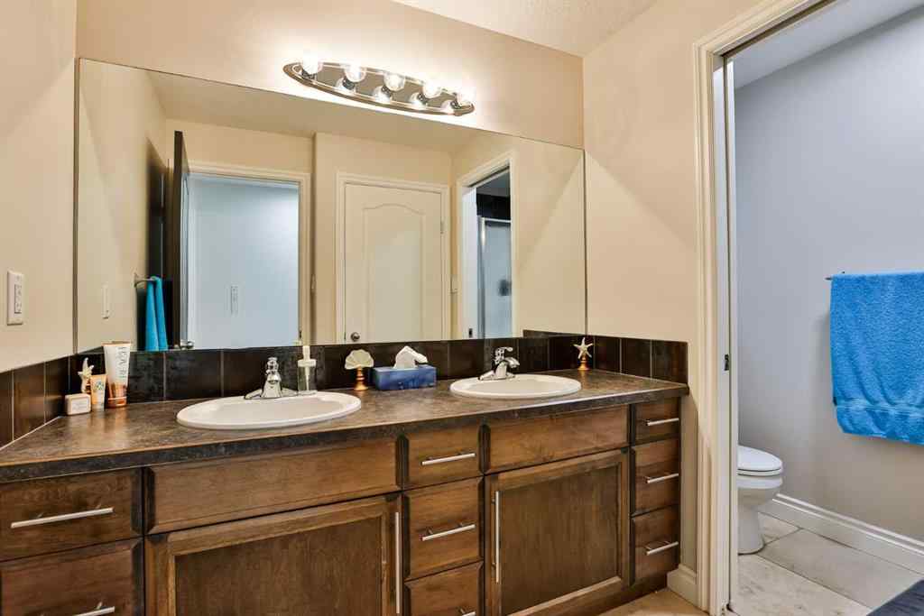 MLS&reg; # A2271515 - 477 Edinburgh Road W in West Highlands Lethbridge, Residential Open Houses