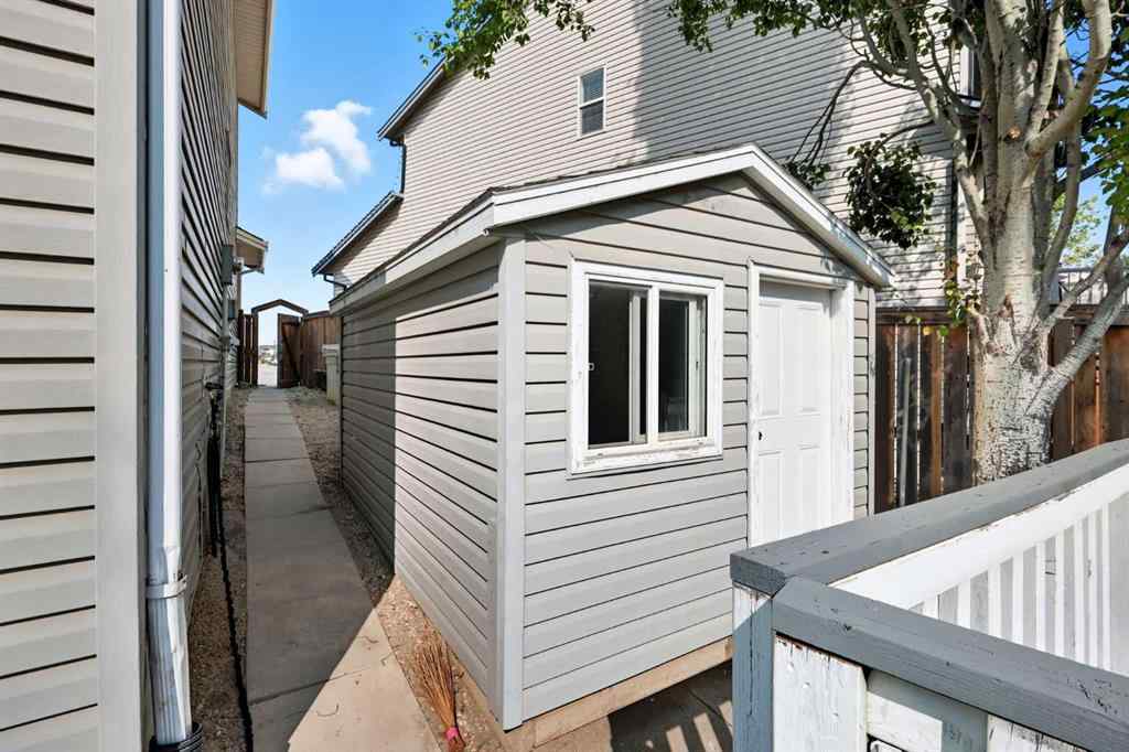 MLS&reg; # A2271522 - 129 Luxstone Green SW in Luxstone Airdrie, Residential Open Houses