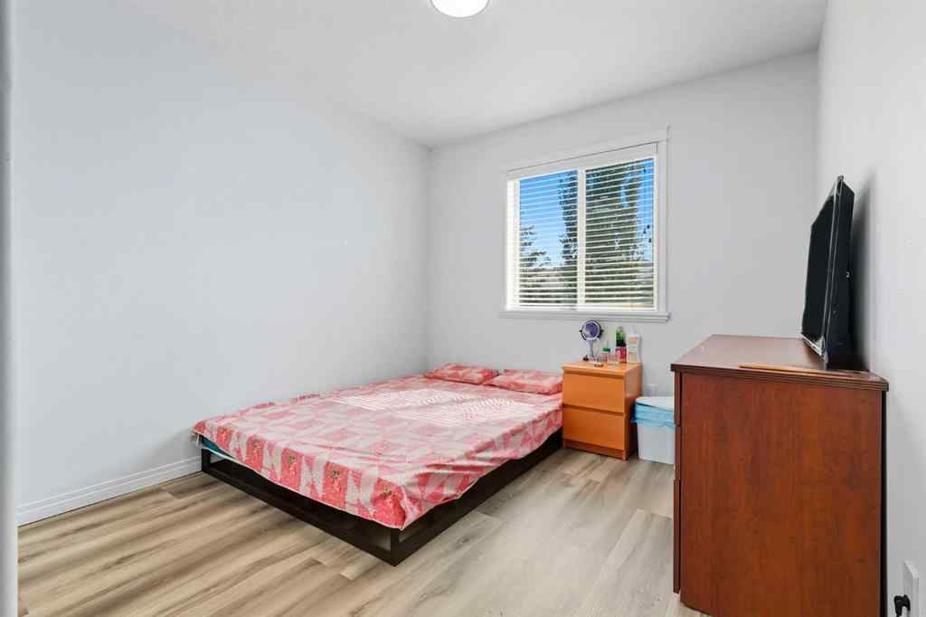 MLS&reg; # A2271522 - 129 Luxstone Green SW in Luxstone Airdrie, Residential Open Houses