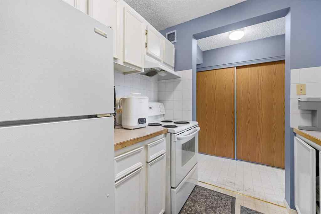MLS&reg; # A2271524 - Unit #1001 116 3 Avenue SE in Chinatown Calgary, Residential Open Houses