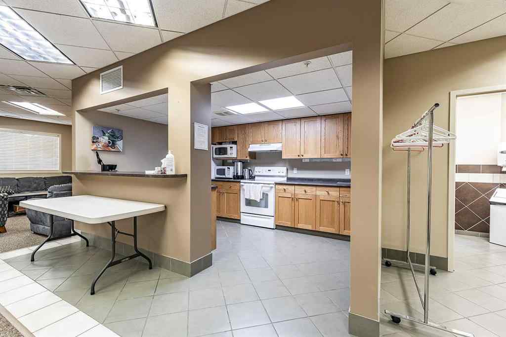 MLS&reg; # A2271526 - Unit #219 194 Sunrise Circle SW in SW Southridge Medicine Hat, Residential Open Houses