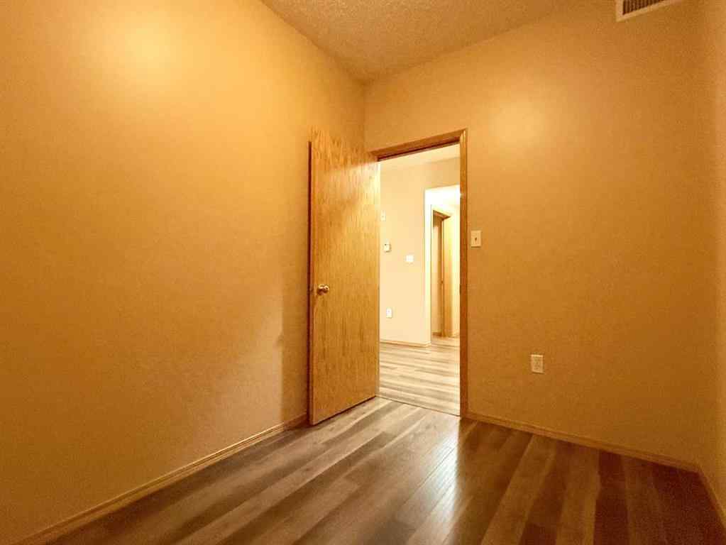 MLS&reg; # A2271526 - Unit #219 194 Sunrise Circle SW in SW Southridge Medicine Hat, Residential Open Houses