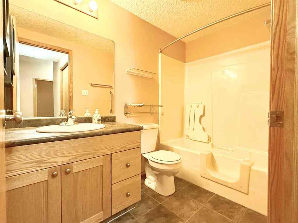 MLS&reg; # A2271526 - Unit #219 194 Sunrise Circle SW in SW Southridge Medicine Hat, Residential Open Houses