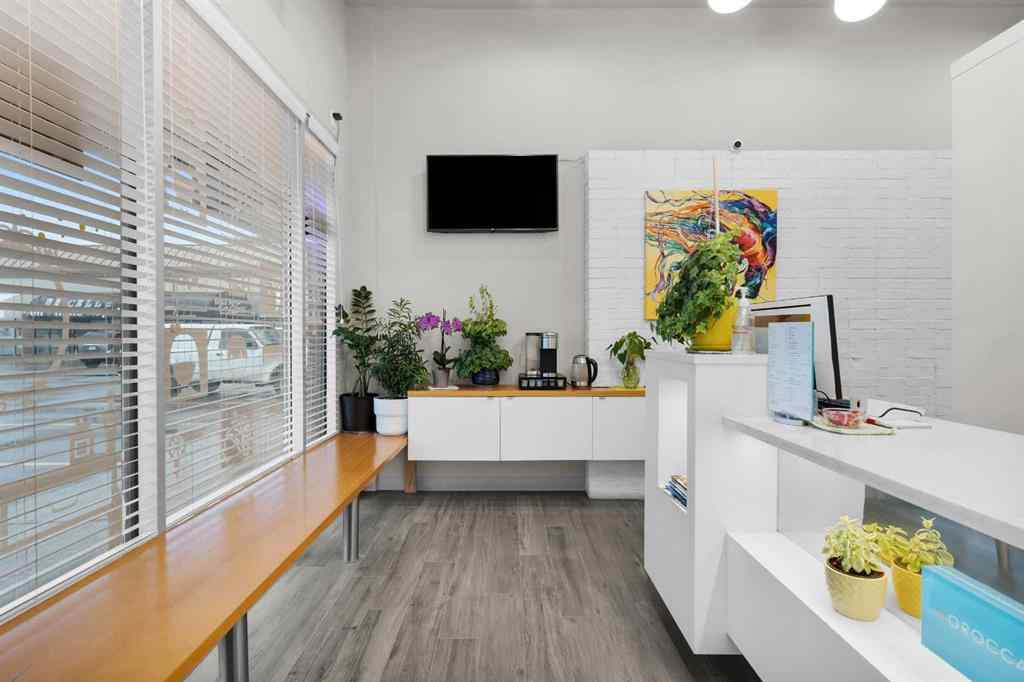 MLS&reg; # A2271528 - 9737 Macleod Trail SW in Haysboro Calgary, Commercial Open Houses