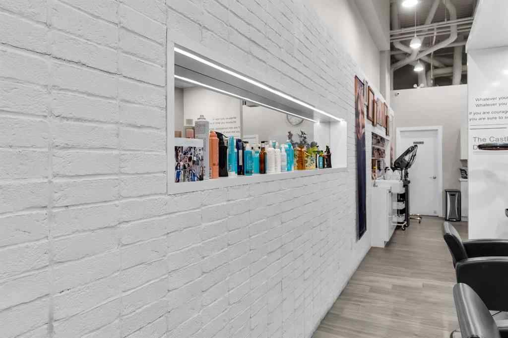 MLS&reg; # A2271528 - 9737 Macleod Trail SW in Haysboro Calgary, Commercial Open Houses