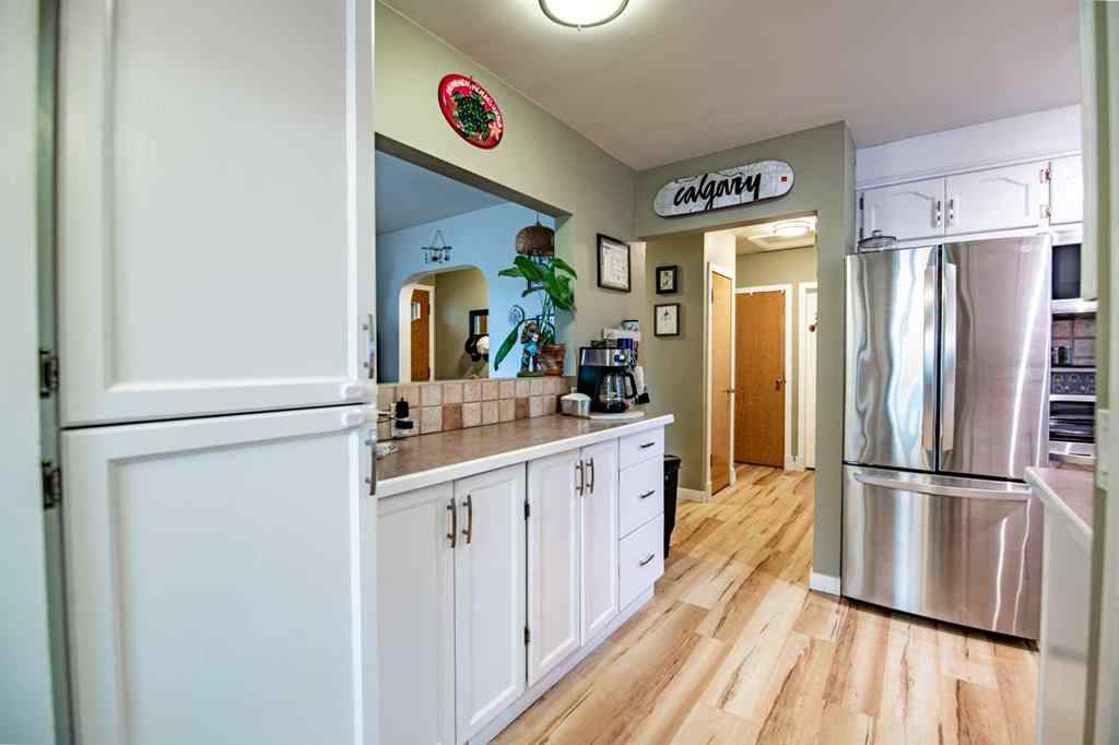 MLS&reg; # A2271529 - 4207 41 Avenue  in Grandview Red Deer, Residential Open Houses