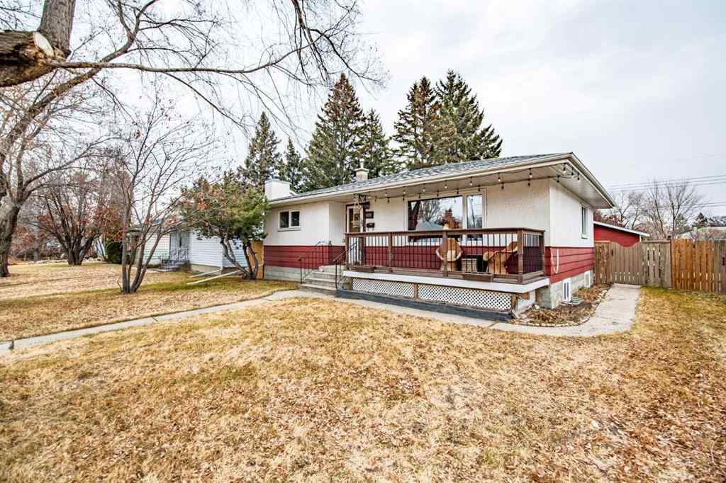 MLS&reg; # A2271529 - 4207 41 Avenue  in Grandview Red Deer, Residential Open Houses