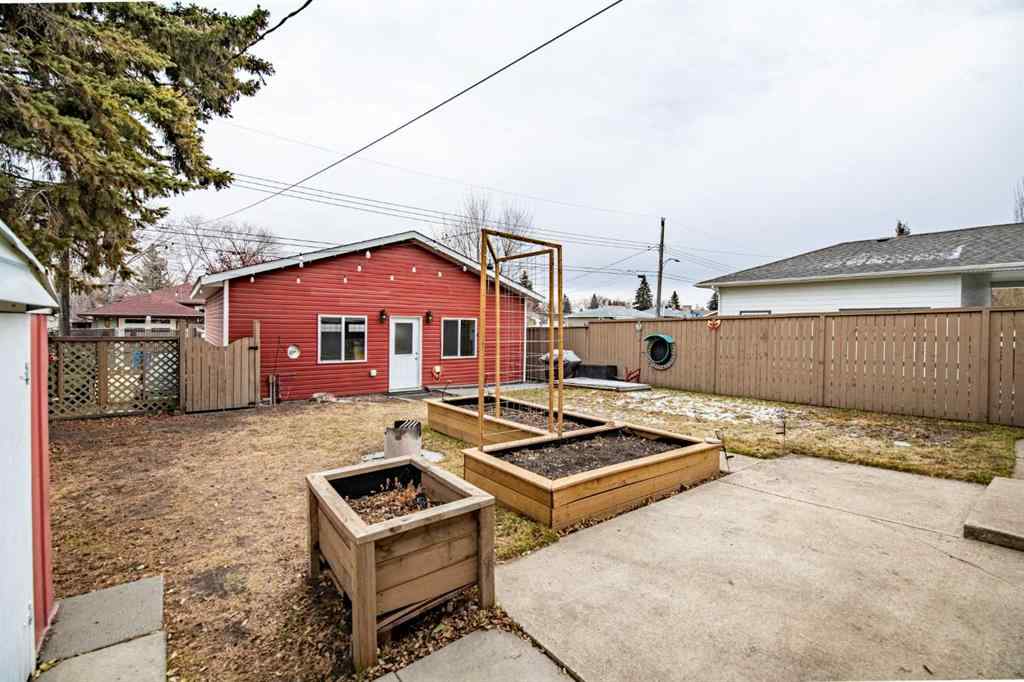 MLS&reg; # A2271529 - 4207 41 Avenue  in Grandview Red Deer, Residential Open Houses