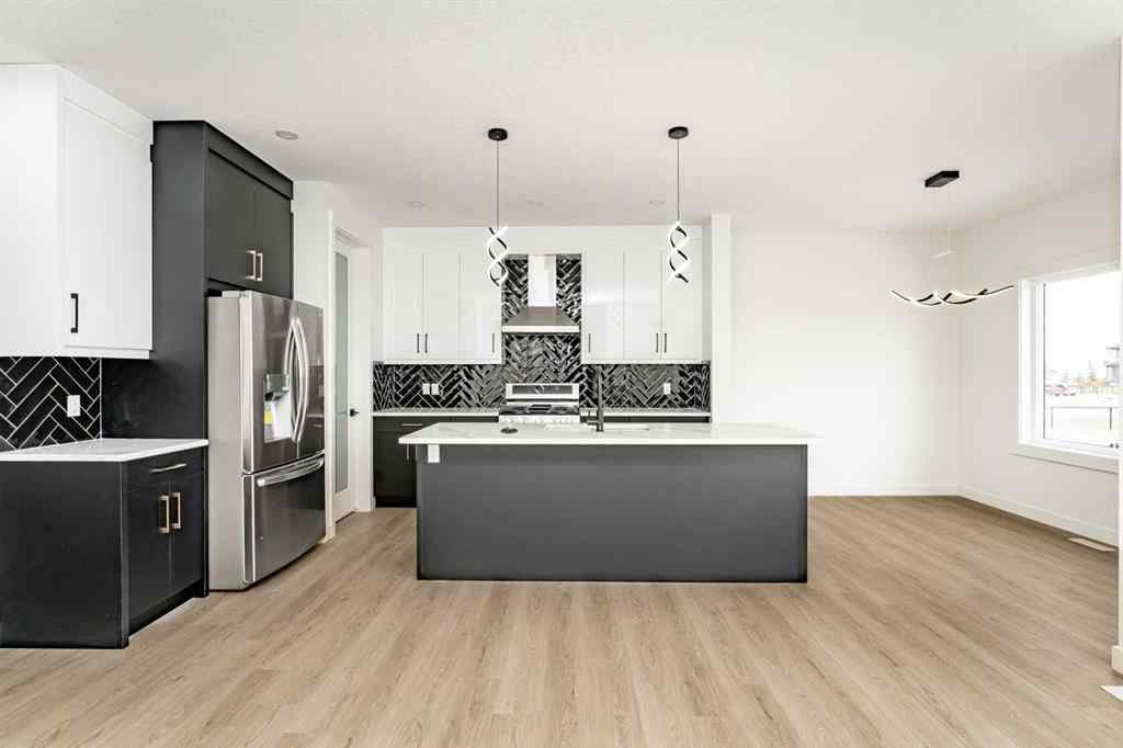 MLS&reg; # A2271533 - 192 Lakewood Crescent  in Lakewood Strathmore, Residential Open Houses