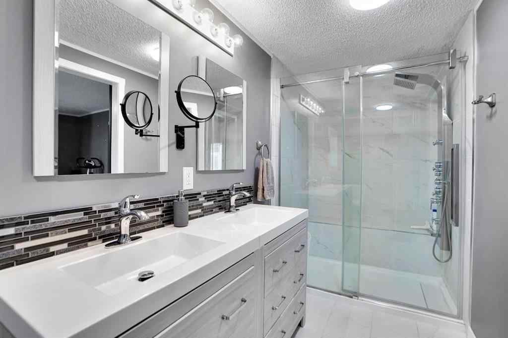 MLS&reg; # A2271534 - Unit #208 3223 83 Street NW in Greenwood/Greenbriar Calgary, Mobile Open Houses