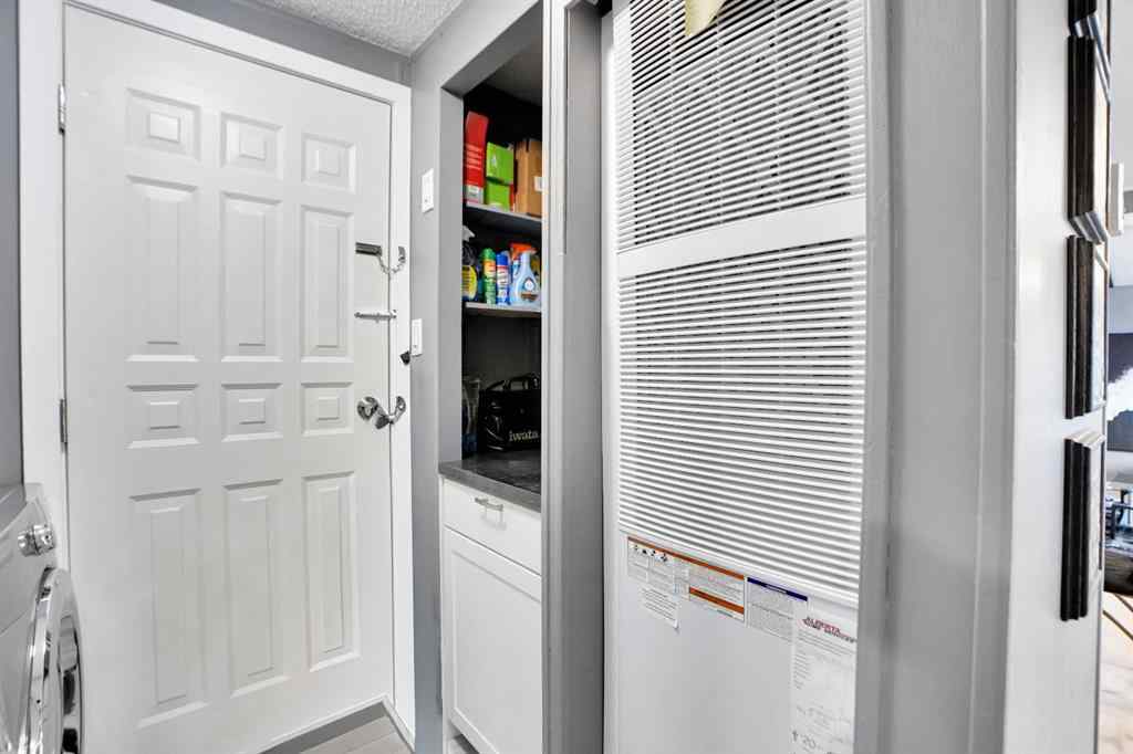 MLS&reg; # A2271534 - Unit #208 3223 83 Street NW in Greenwood/Greenbriar Calgary, Mobile Open Houses