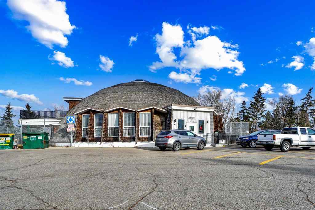 MLS&reg; # A2271534 - Unit #208 3223 83 Street NW in Greenwood/Greenbriar Calgary, Mobile Open Houses