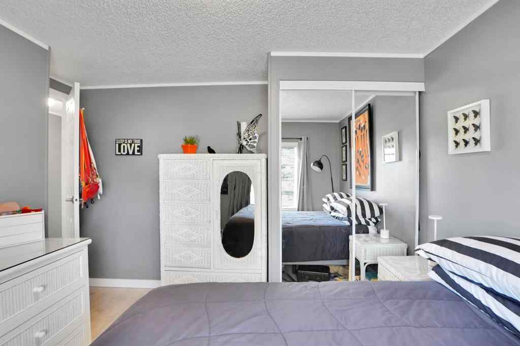 MLS&reg; # A2271534 - Unit #208 3223 83 Street NW in Greenwood/Greenbriar Calgary, Mobile Open Houses