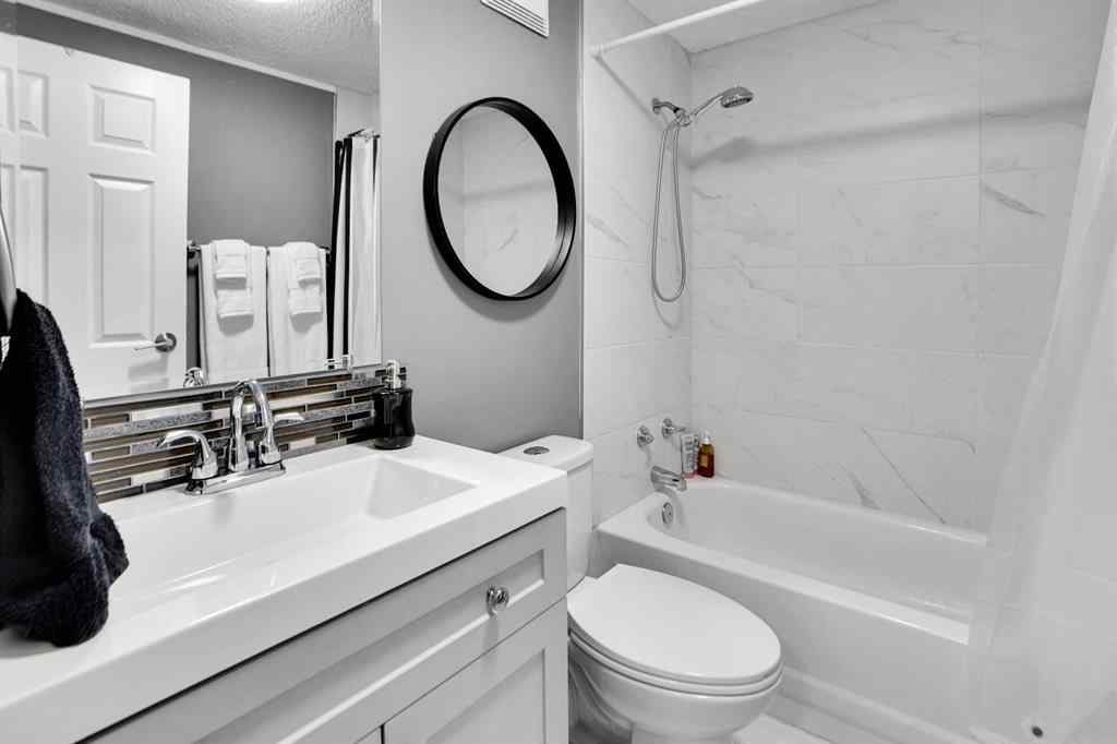 MLS&reg; # A2271534 - Unit #208 3223 83 Street NW in Greenwood/Greenbriar Calgary, Mobile Open Houses