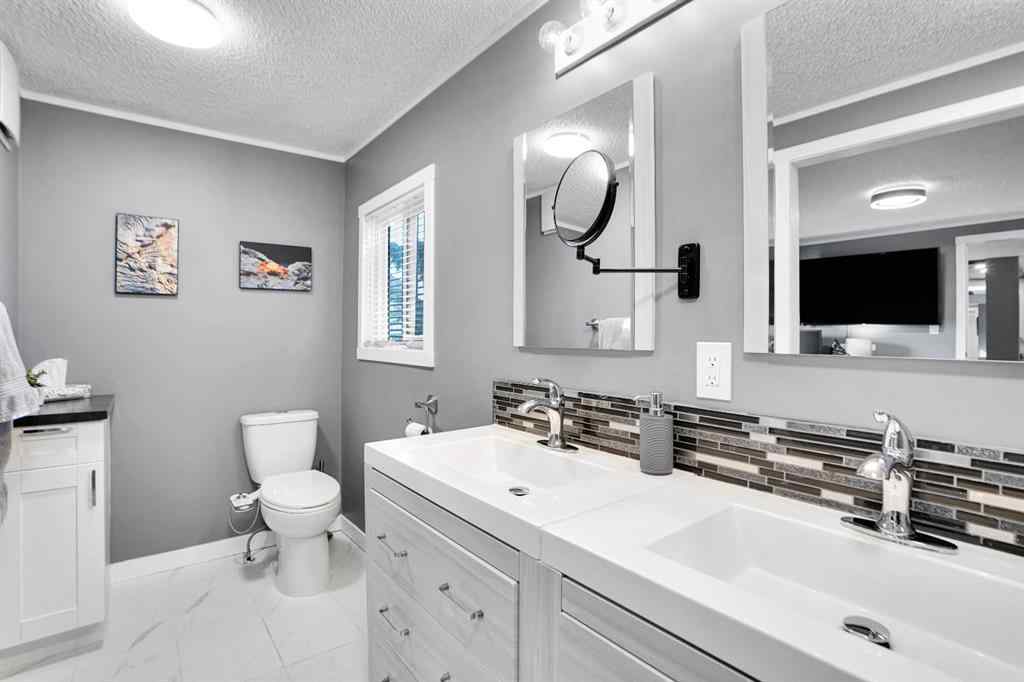 MLS&reg; # A2271534 - Unit #208 3223 83 Street NW in Greenwood/Greenbriar Calgary, Mobile Open Houses