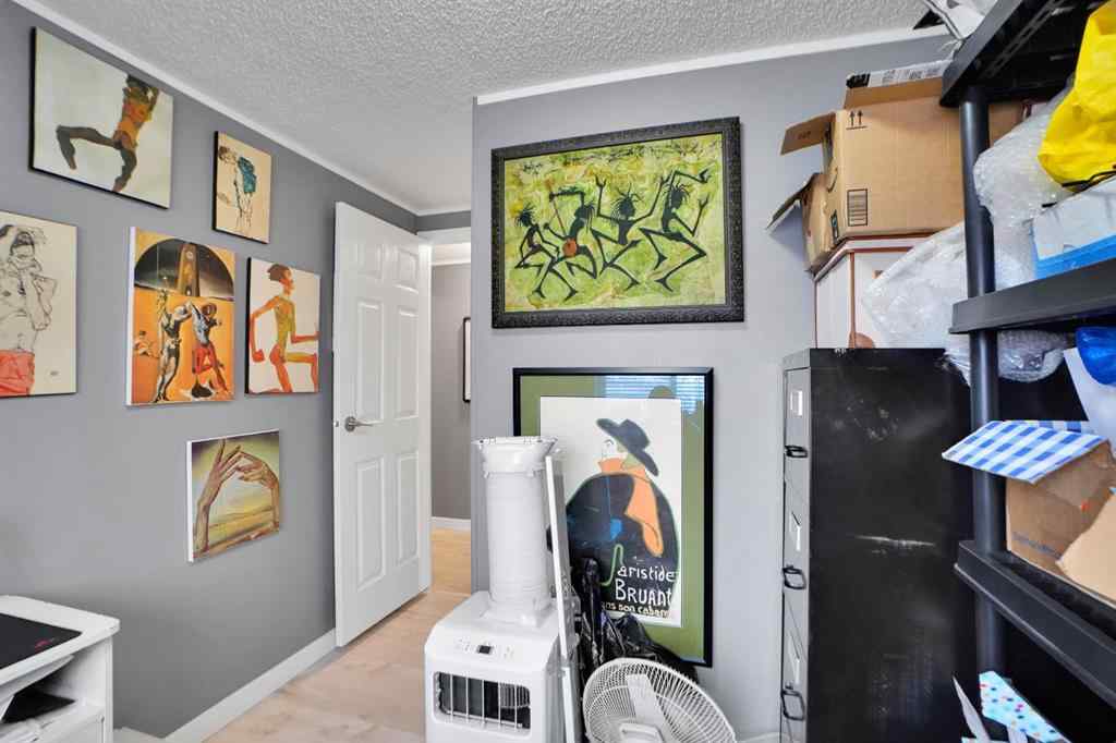 MLS&reg; # A2271534 - Unit #208 3223 83 Street NW in Greenwood/Greenbriar Calgary, Mobile Open Houses