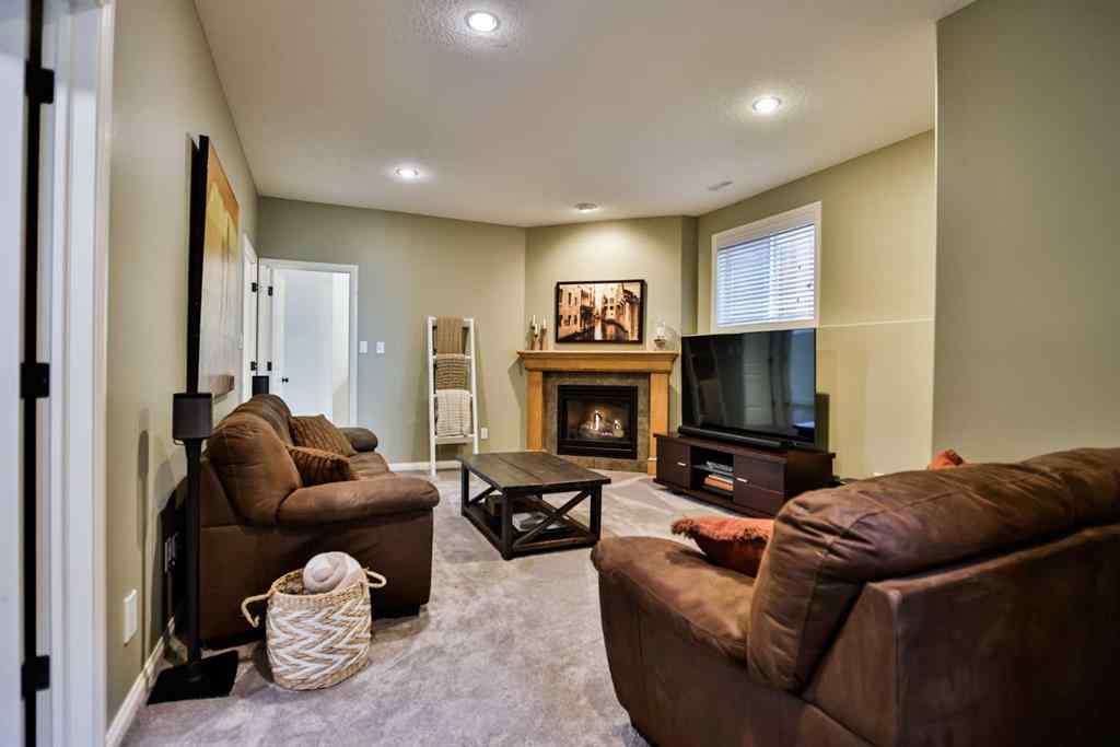 MLS&reg; # A2271536 - 532 Silkstone Crescent W in Copperwood Lethbridge, Residential Open Houses