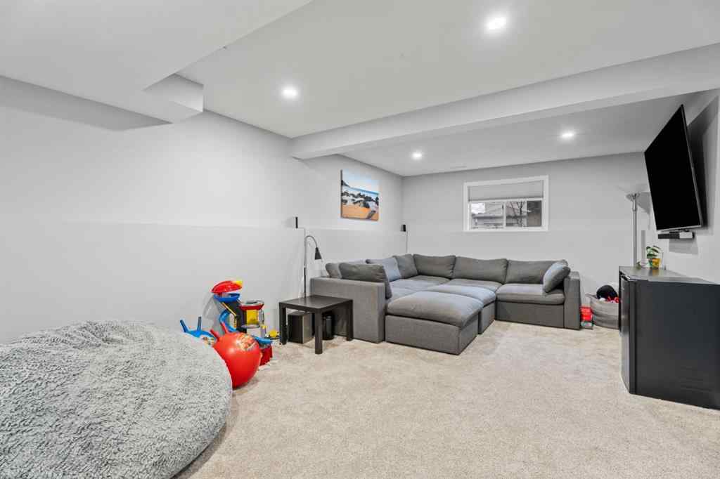 MLS&reg; # A2271543 - 39 Sheep River Drive  in Sheep River Ridge Okotoks, Residential Open Houses