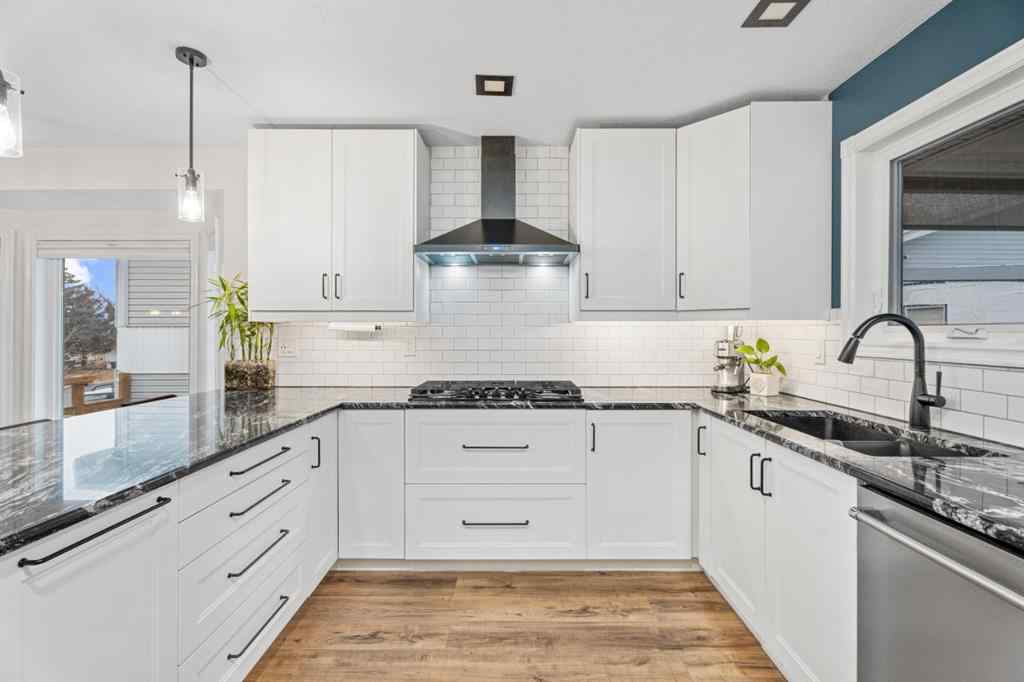 MLS&reg; # A2271543 - 39 Sheep River Drive  in Sheep River Ridge Okotoks, Residential Open Houses