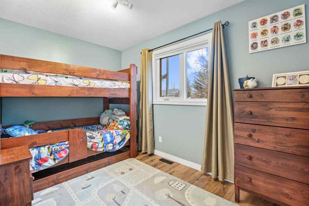 MLS&reg; # A2271543 - 39 Sheep River Drive  in Sheep River Ridge Okotoks, Residential Open Houses