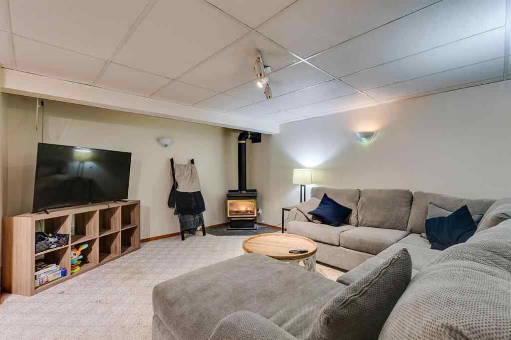 MLS&reg; # A2271545 - 1324 Lake Sylvan Drive SE in Bonavista Downs Calgary, Residential Open Houses