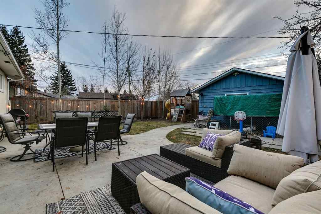 MLS&reg; # A2271545 - 1324 Lake Sylvan Drive SE in Bonavista Downs Calgary, Residential Open Houses