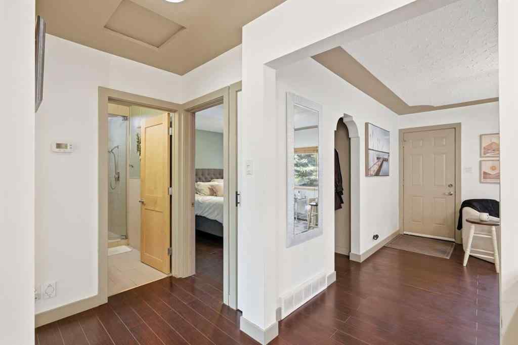 MLS&reg; # A2271547 - 535 30 Avenue NW in Mount Pleasant Calgary, Residential Open Houses