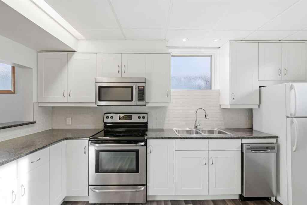 MLS&reg; # A2271547 - 535 30 Avenue NW in Mount Pleasant Calgary, Residential Open Houses