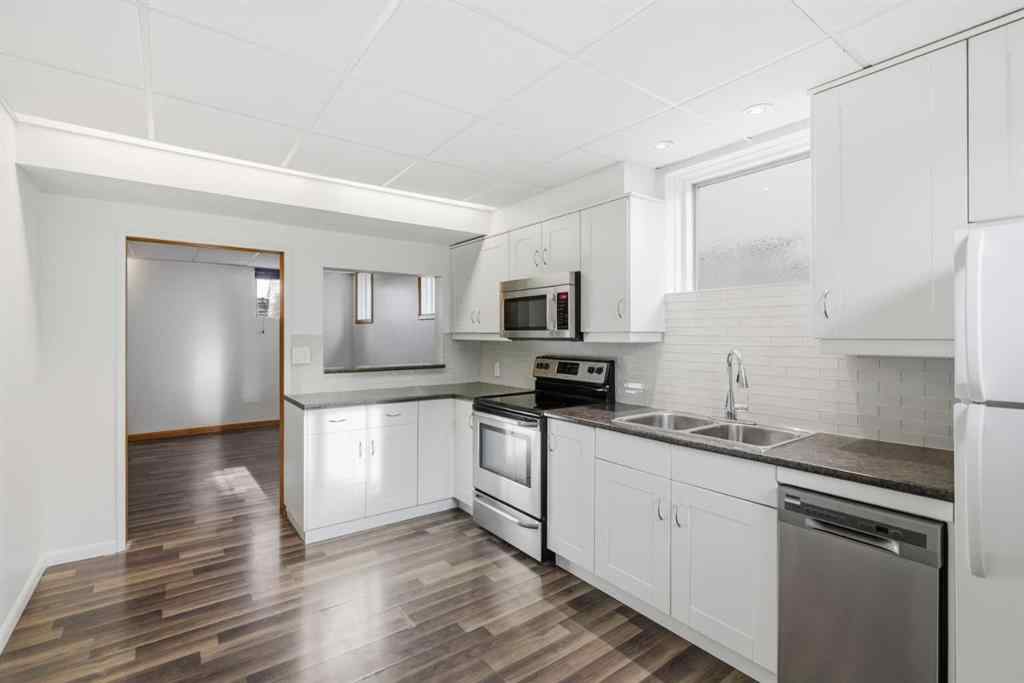 MLS&reg; # A2271547 - 535 30 Avenue NW in Mount Pleasant Calgary, Residential Open Houses