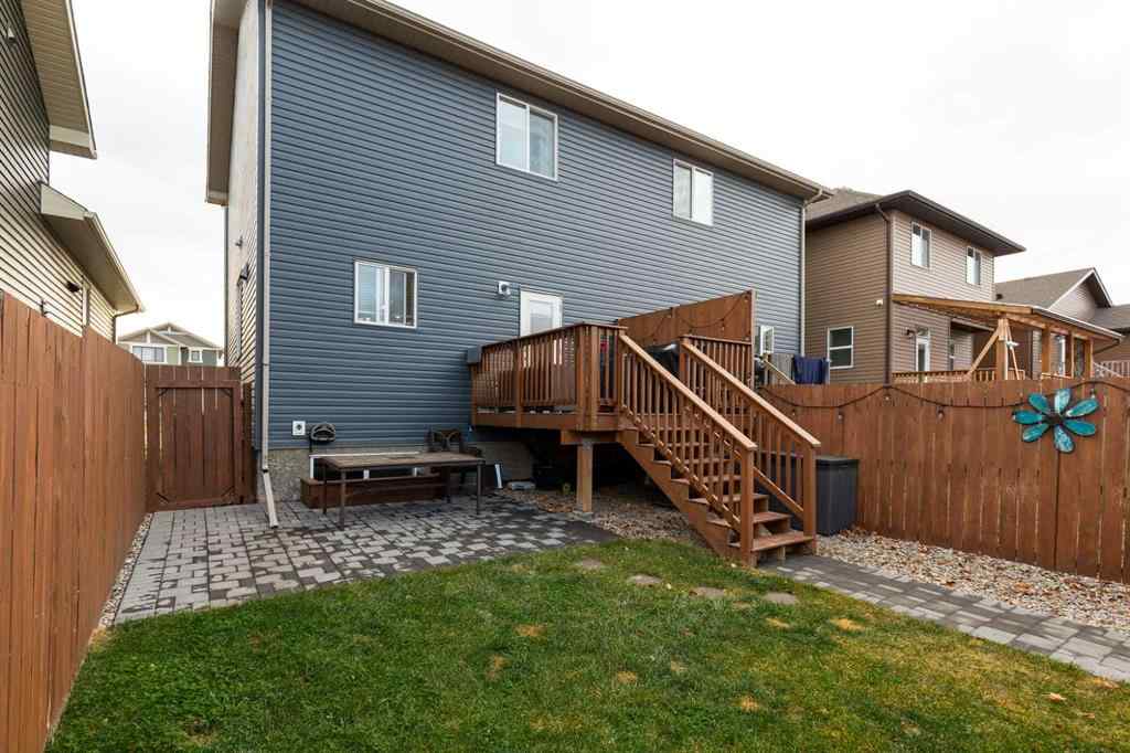 MLS&reg; # A2271548 - 553 Blackwolf Boulevard N in Blackwolf 1 Lethbridge, Residential Open Houses