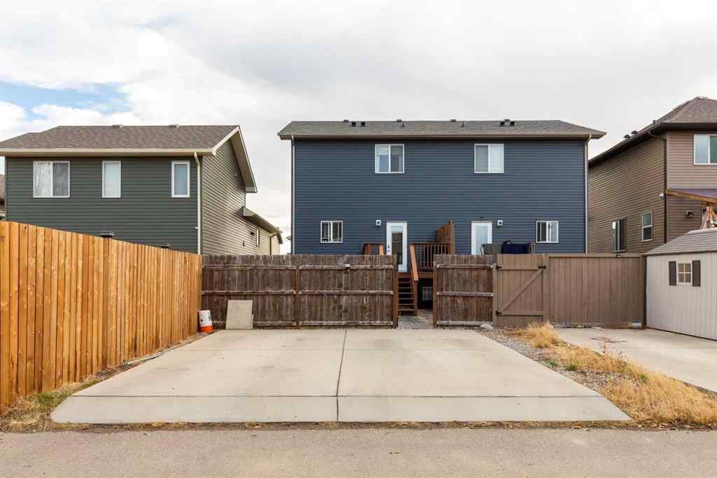 MLS&reg; # A2271548 - 553 Blackwolf Boulevard N in Blackwolf 1 Lethbridge, Residential Open Houses