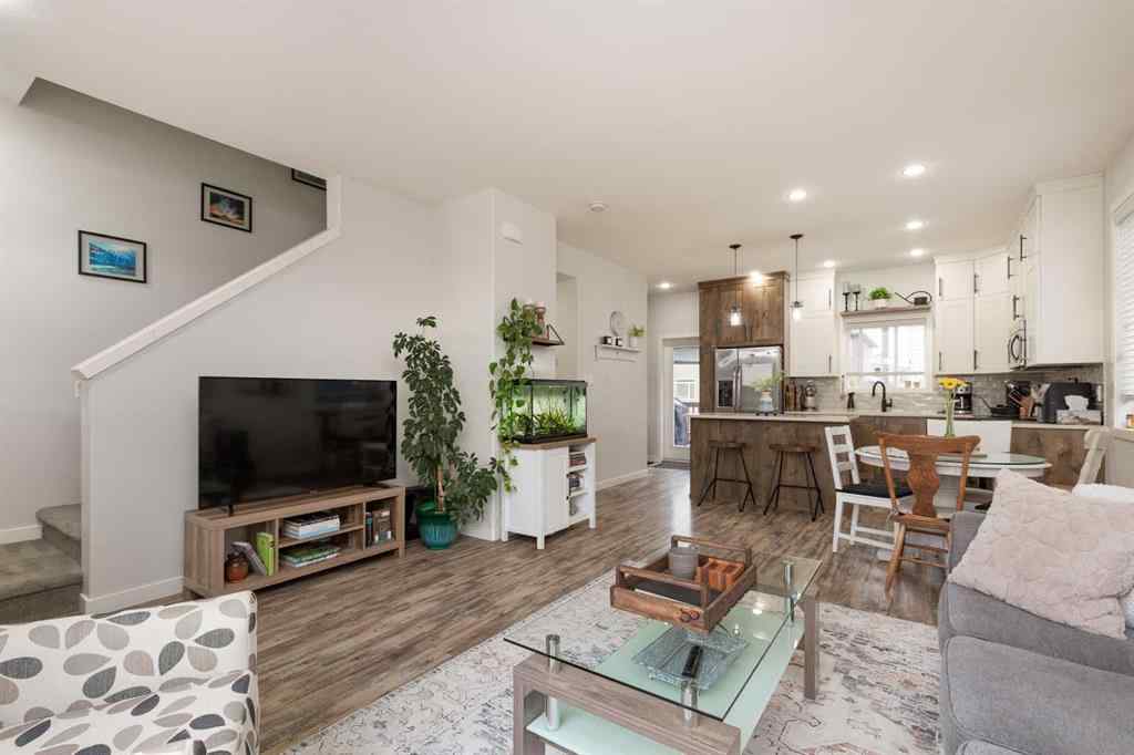 MLS&reg; # A2271548 - 553 Blackwolf Boulevard N in Blackwolf 1 Lethbridge, Residential Open Houses