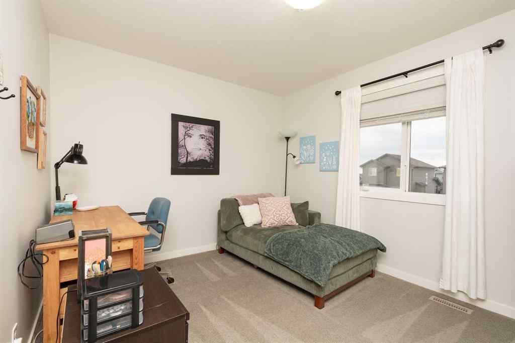 MLS&reg; # A2271548 - 553 Blackwolf Boulevard N in Blackwolf 1 Lethbridge, Residential Open Houses