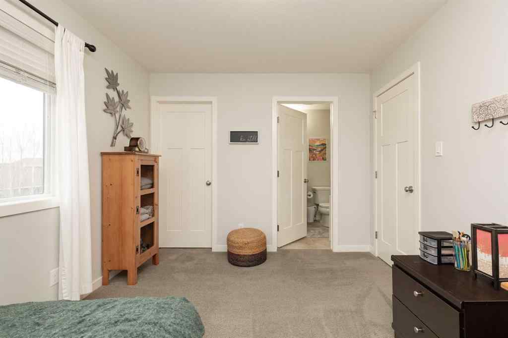 MLS&reg; # A2271548 - 553 Blackwolf Boulevard N in Blackwolf 1 Lethbridge, Residential Open Houses